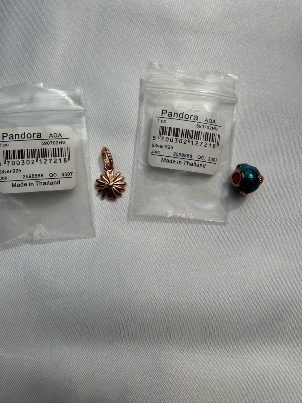 Pandora Rose Gold Daisy Charm with Teal and Gold Accent Glass Bead